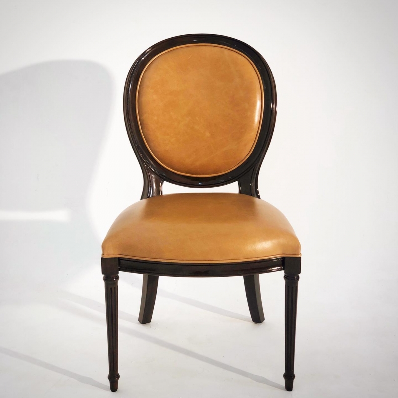 Ismay sidechair (da vàng)