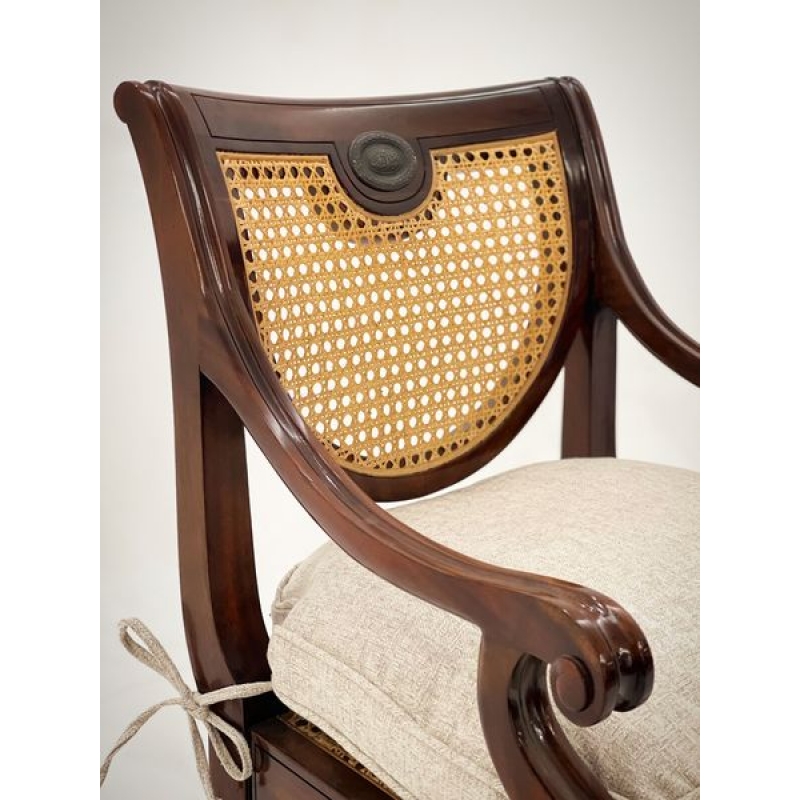 Ghế Emily armchair