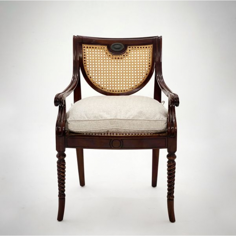 Ghế Emily armchair