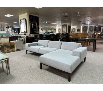 	Sofa safavieh couture SFV4511A 