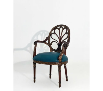 BP Ghế đuôi công