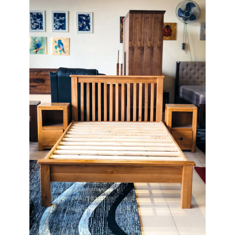Giường nan đuôi thấp chunky