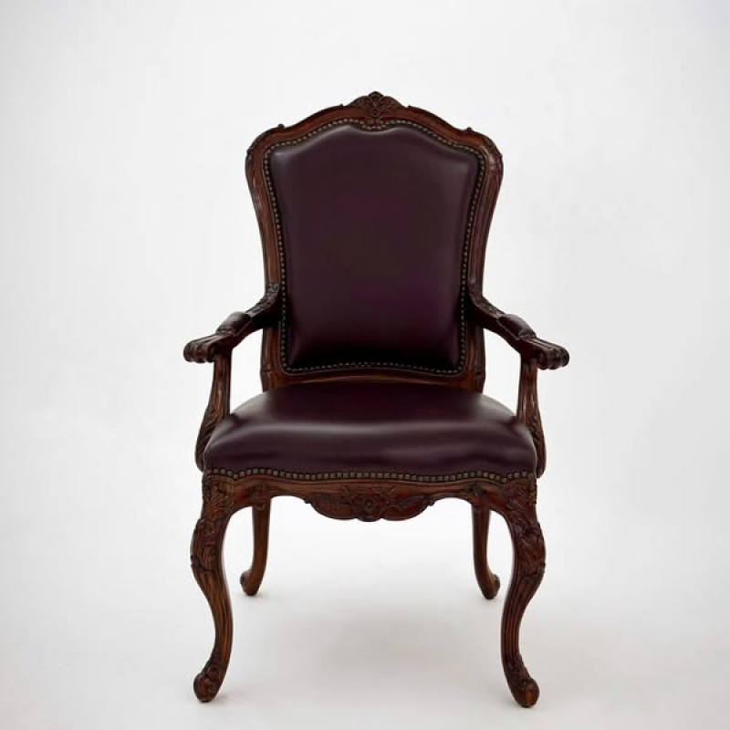Nostalgia armchair SH30 - Màu Mận Chín 
