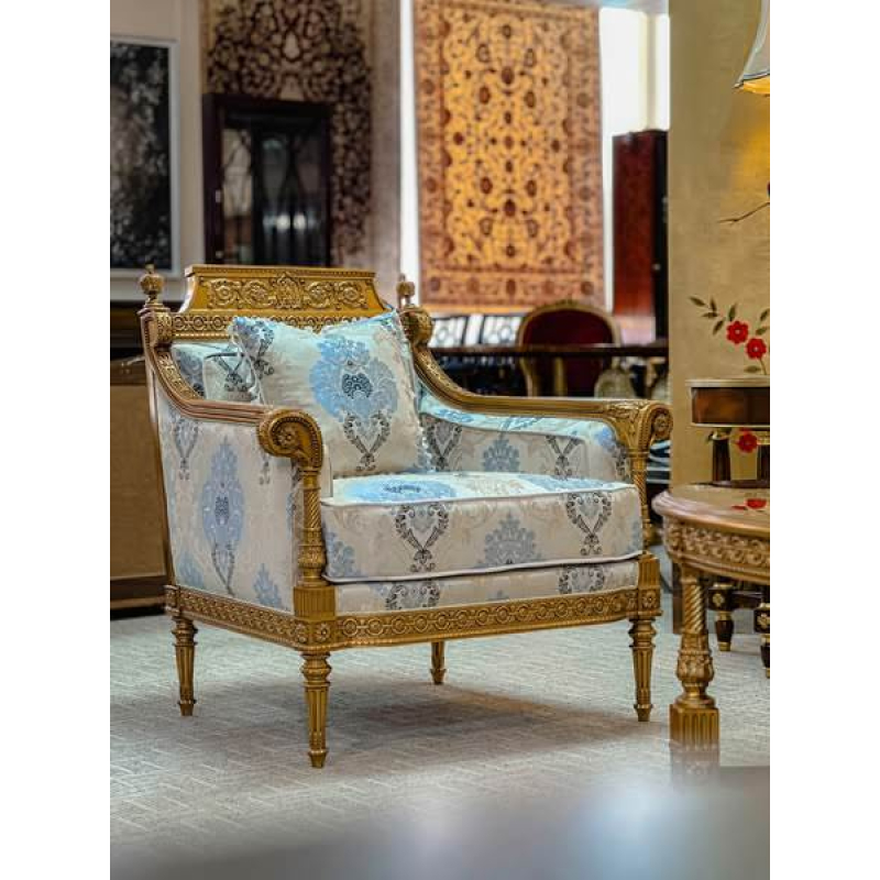 Le Château Bleu Sofa set.