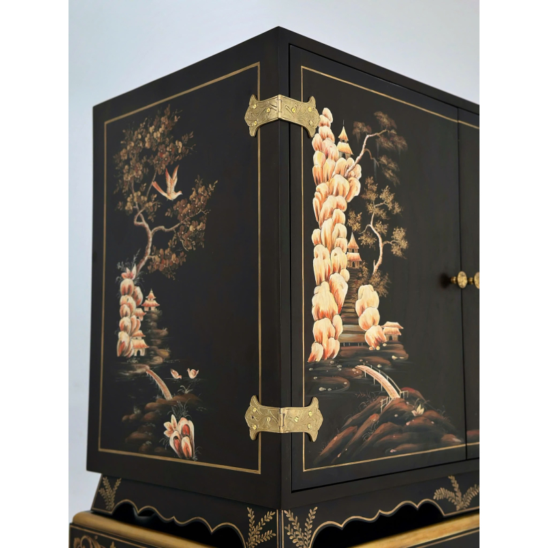 	Chinoiserie Cocktail Cabinet JR