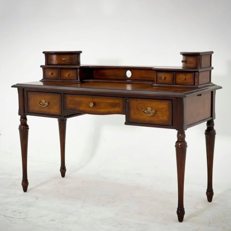 Writing Desk - Bàn làm việc TA