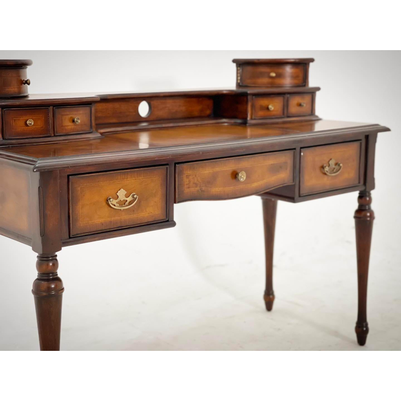 Writing Desk - Bàn làm việc TA