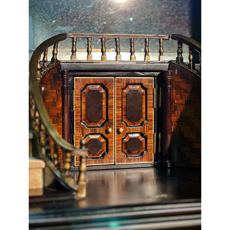HOLLAND BAR CABINET 
