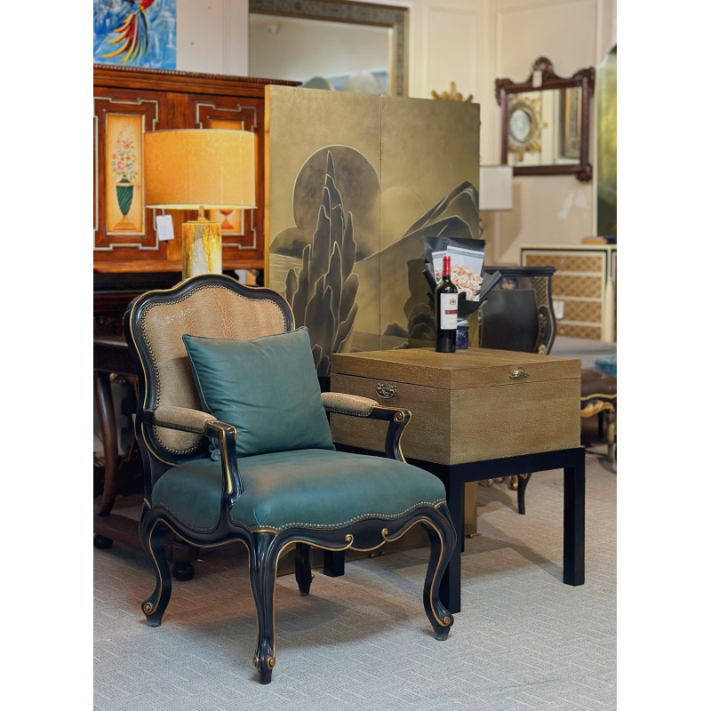 Coldblooded armchair 