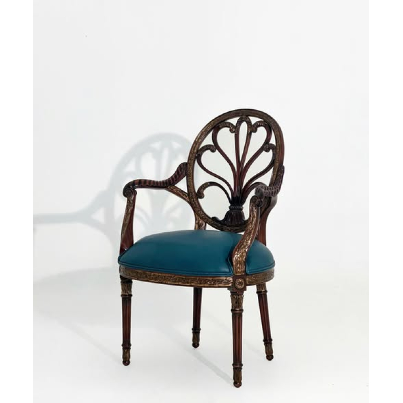 BP Ghế đuôi công