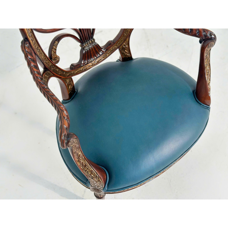 BP Ghế đuôi công